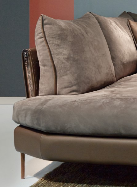 parnian_furniture_new_york_sectional_sofa