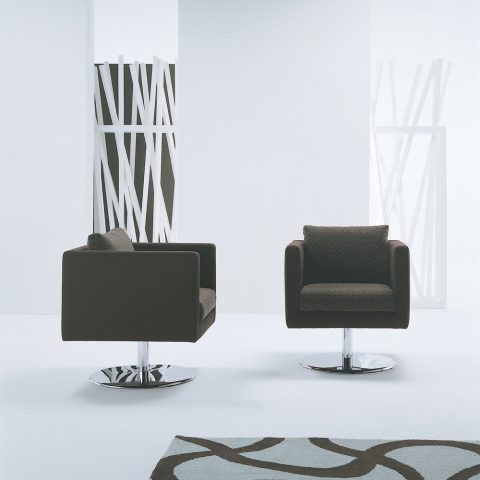 ozzie_chair_seating_parnian_furniture