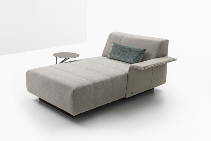 zara-light__sofa_parnian_furniture