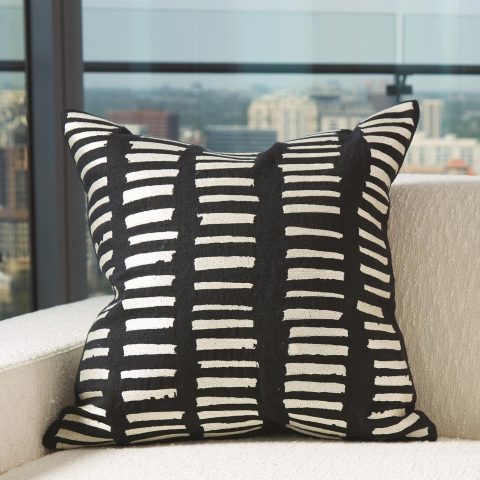 i-see-you-hear-pillow_parnian_furniture